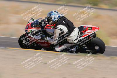 media/Oct-09-2022-SoCal Trackdays (Sun) [[95640aeeb6]]/Turn 15 Inside Distant Pans (1145am)/